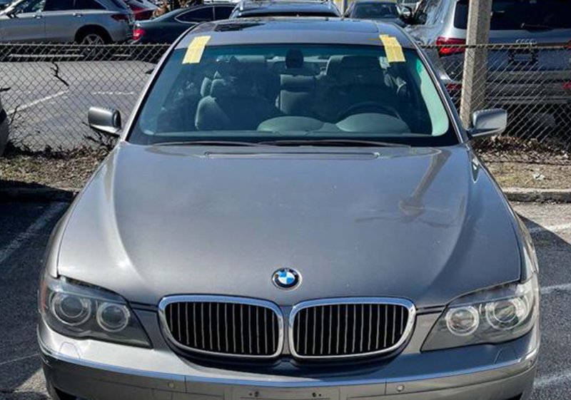 Mississauga auto glass work gallery mobile windshield replace for grey BMW sedan 3 series by Speers Auto Glass