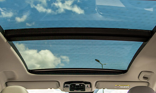 closed up shot of moonroof by Speers Auto Glass